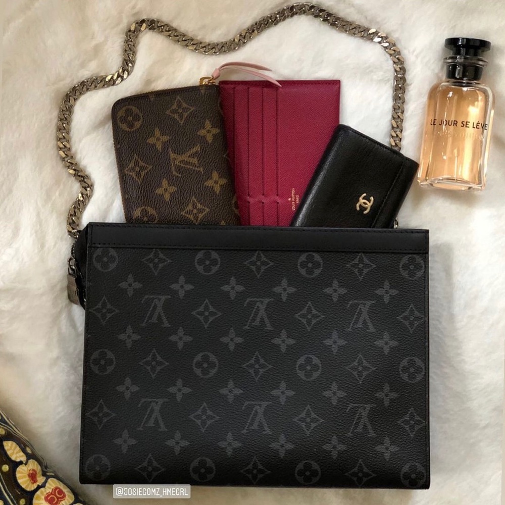 💕💬 LOUIS VUITTON POCHETTE